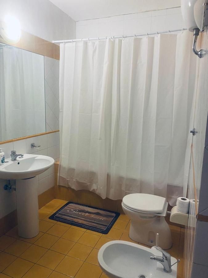 Appartamento E Casa Di *
